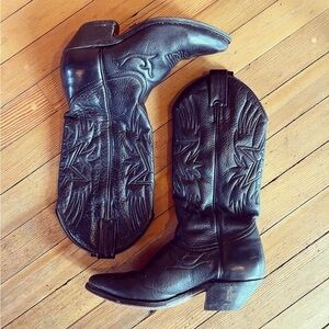 Vintage Boulet Cowboy boots (Authentic made in Canada) US6